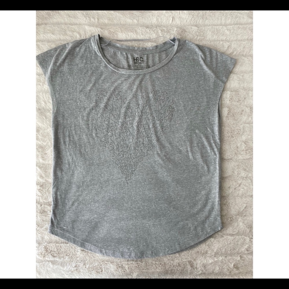 HBC workout top with heart graphic. Size XS